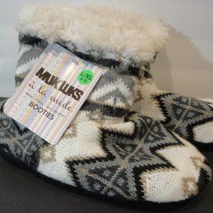 Muk Luks A la Mode Slippers  Soft Comfy with Gripper Bottoms  Size L/XL …